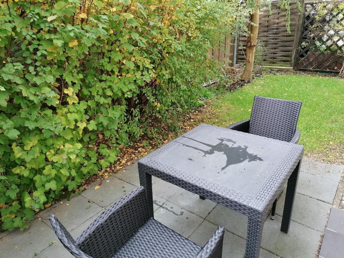 Korner 1 Mit Terrasse & Parkplatz - Abc27 By Abcwismar Apartment Exterior photo